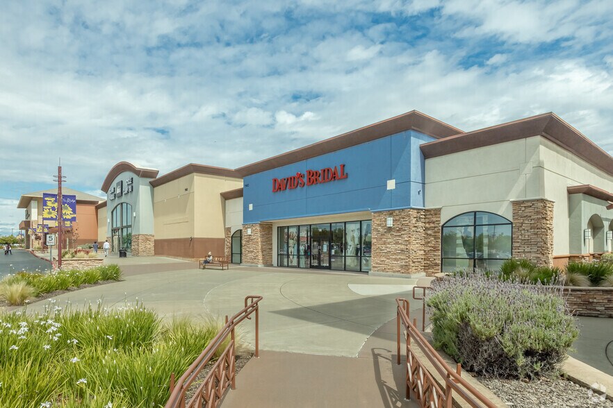 Ridge at Creekside portefeuille de 2 biens à vendre sur LoopNet.fr - Photo principale – Image 2 sur 2