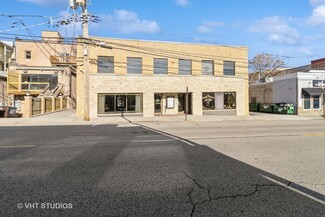 Plus de détails pour 119-121 Calhoun St, Woodstock, IL - Local commercial à louer