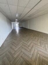 4373-4399 N University Dr, Fort Lauderdale, FL à louer Photo intérieure– Image 2 sur 4