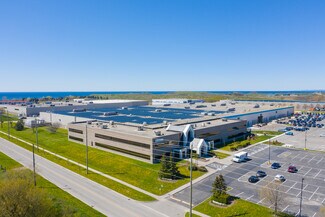 Plus de détails pour 1555 Wentworth St, Whitby, ON - Bureau à louer