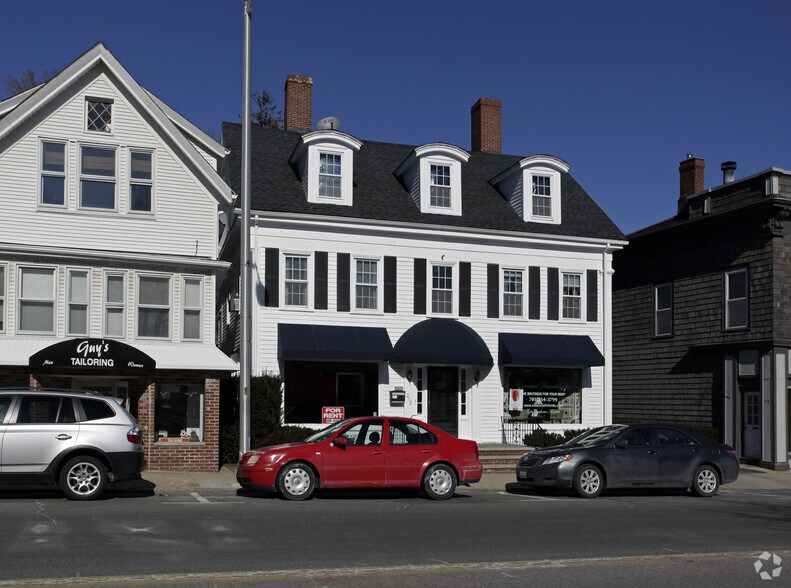 212 Humphrey St, Swampscott, MA à vendre - Photo de l’immeuble – Image 2 sur 4