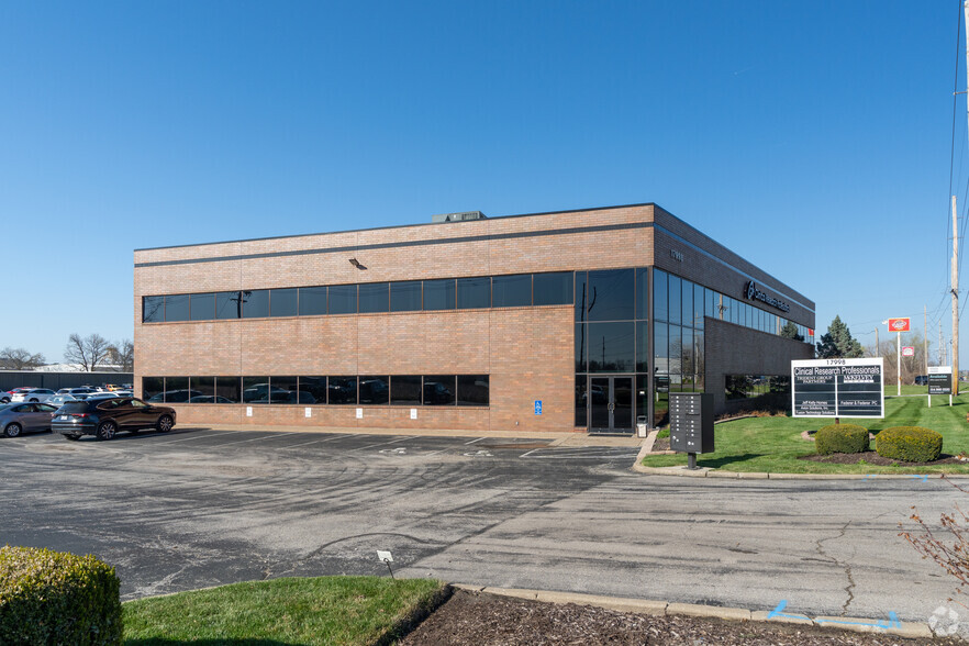 17998 Chesterfield Airport Rd, Chesterfield, MO à louer - Photo de l’immeuble – Image 3 sur 13
