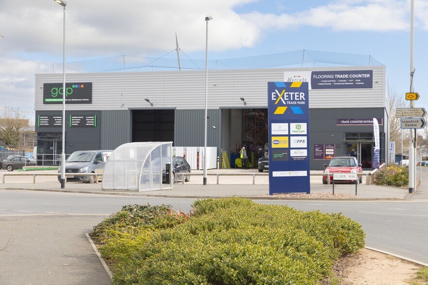 Marsh Barton Rd, Exeter à louer - Photo de l’immeuble – Image 1 sur 2