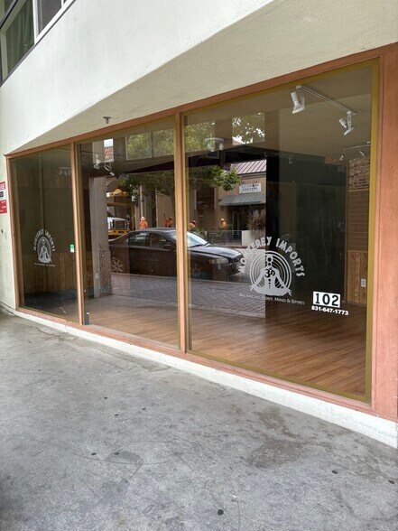 482 Alvarado St, Monterey, CA à louer - Photo de l’immeuble – Image 3 sur 18