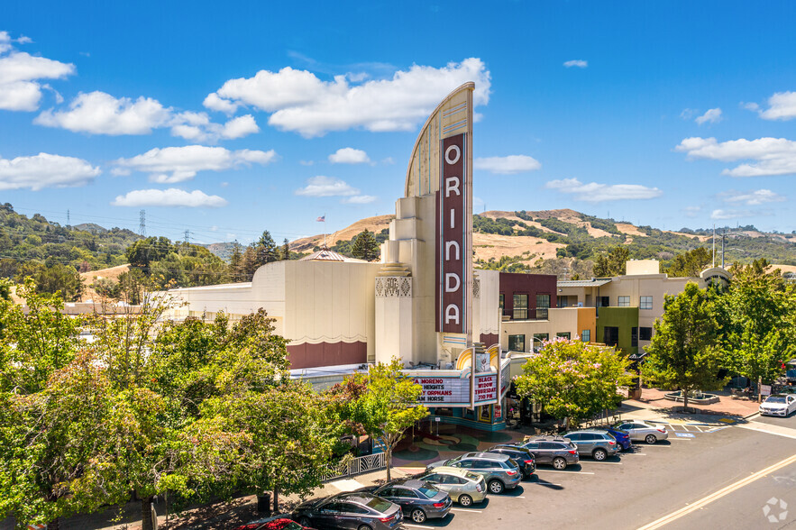 2 Theatre Sq, Orinda, CA à louer - Photo de l’immeuble – Image 1 sur 5