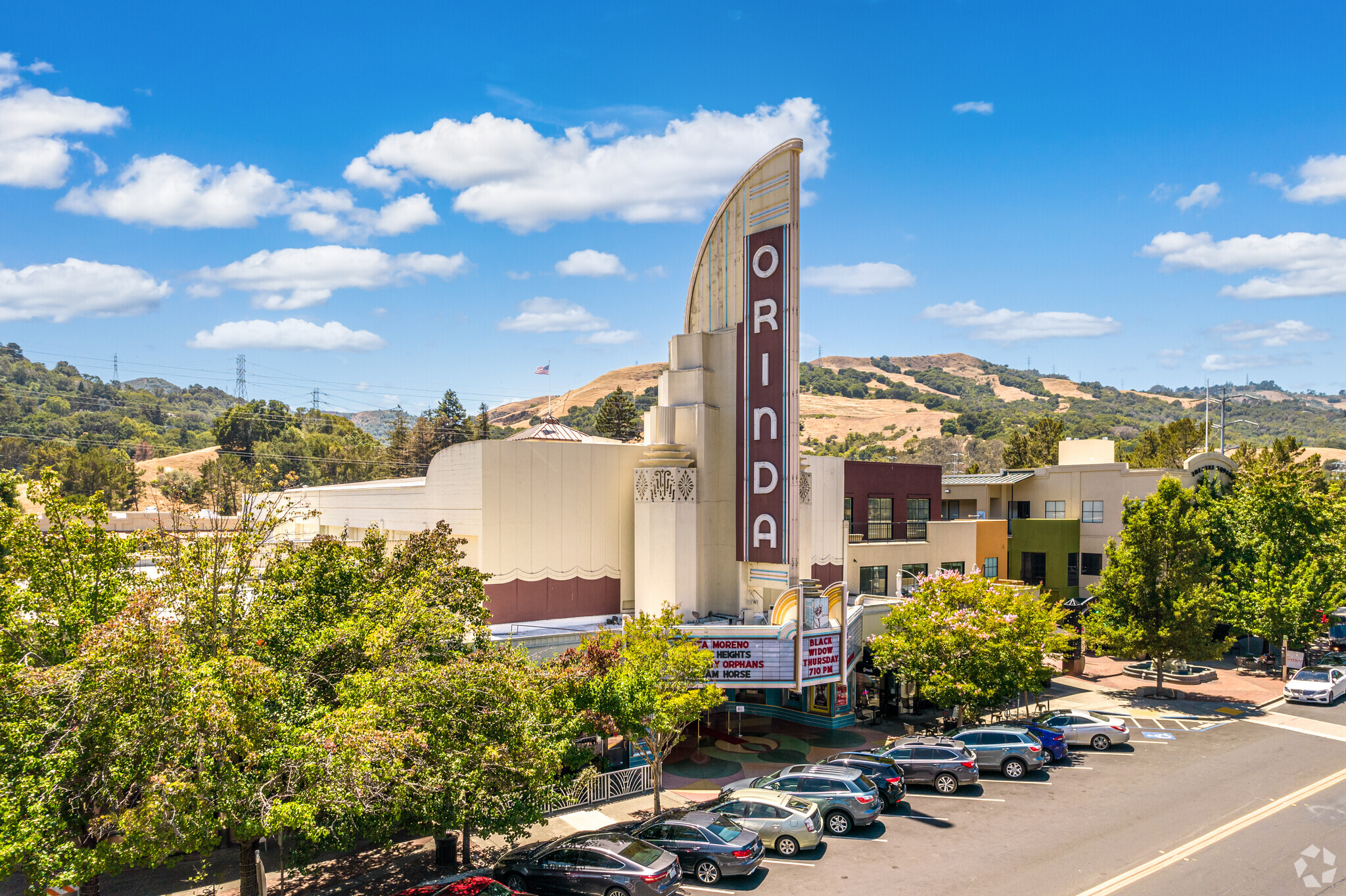 2 Theatre Sq, Orinda, CA à louer Photo de l’immeuble– Image 1 sur 6