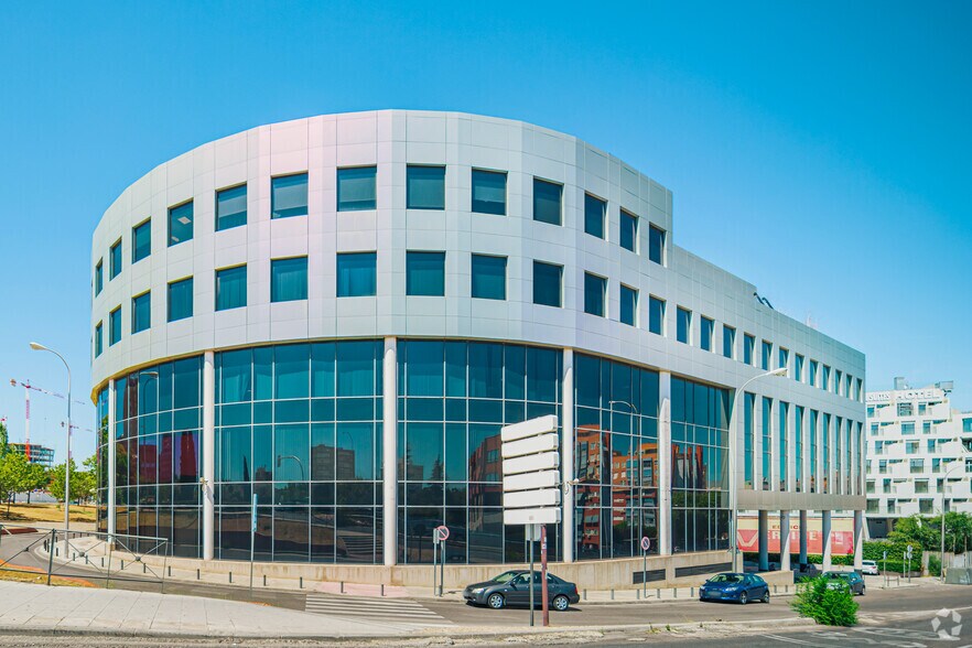 Calle de Antonio López, 249, Madrid, Madrid à vendre - Photo de l’immeuble – Image 3 sur 5