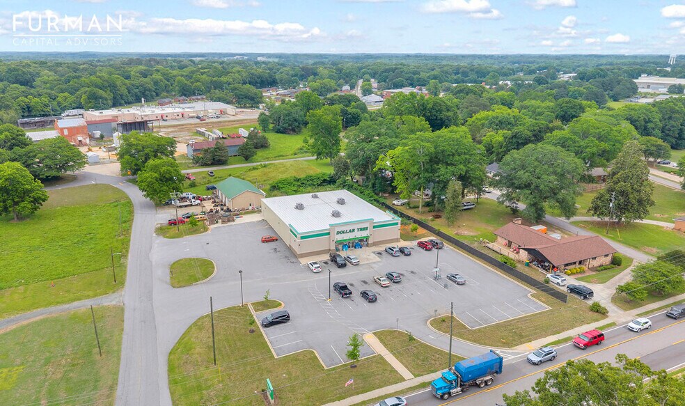 12480 Augusta Rd, Lavonia, GA à vendre - Photo de l’immeuble – Image 2 sur 8