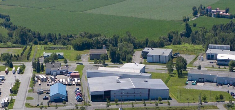 1037 Boul Industriel, Granby, QC à louer Photo principale– Image 1 sur 5