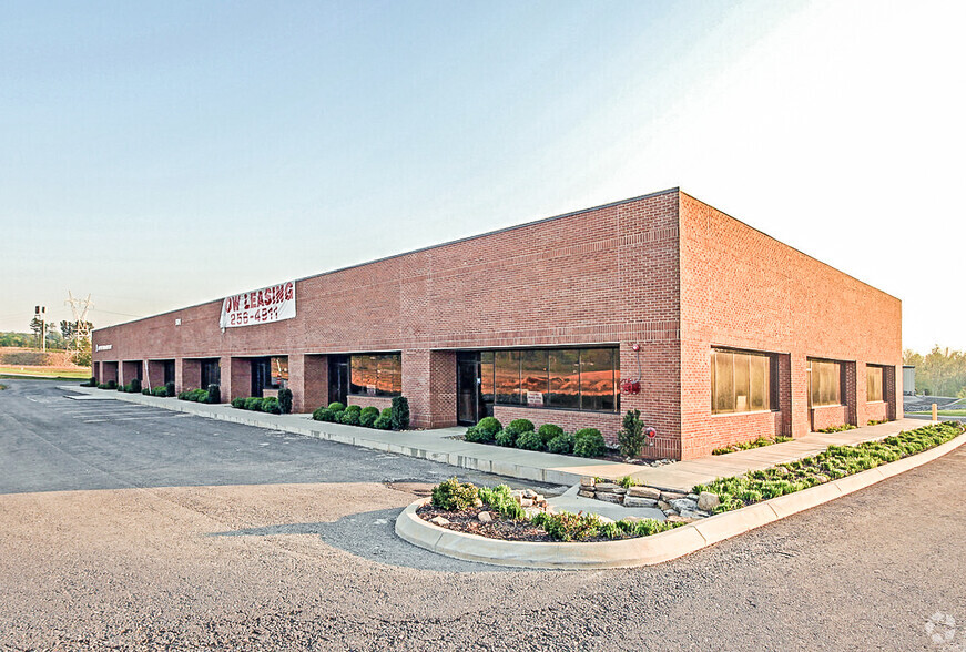 501 Adesa Blvd, Lenoir City, TN à louer - Photo de l’immeuble – Image 1 sur 9