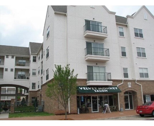 301-409 N Walker Ave, Oklahoma City, OK à louer - Photo de l’immeuble – Image 3 sur 147