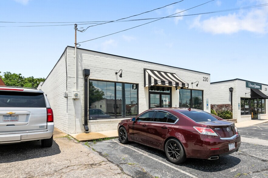 228-230 Winslow St, Fayetteville, NC à vendre - Photo de l’immeuble – Image 1 sur 21