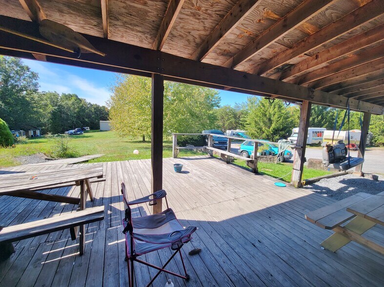 414 Milroy Grose, Lansing, WV à vendre - Photo de l’immeuble – Image 3 sur 34