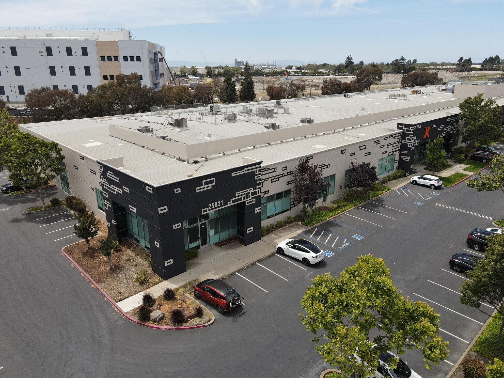 25821 Industrial Blvd, Hayward, CA à louer Aérien– Image 1 sur 5