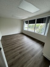 599 S Barranca Ave, Covina, CA à louer Photo intérieure– Image 2 sur 2