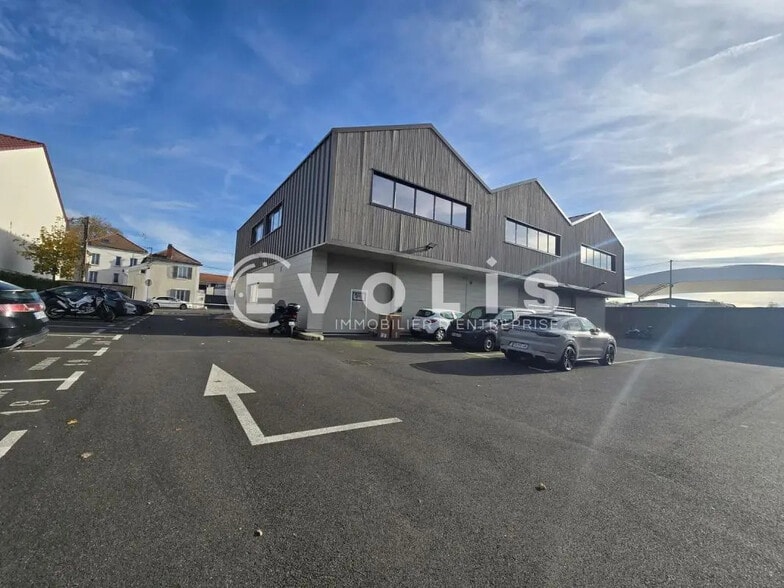 Bureau dans Wissous à louer - Photo de l’immeuble – Image 2 sur 9