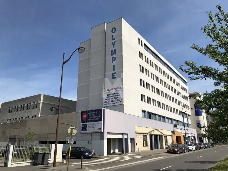 Bureau dans Viry-Châtillon à louer - Photo de l’immeuble – Image 1 sur 17
