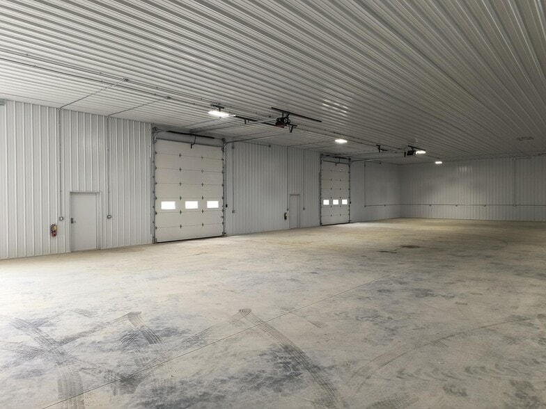 8300 Clay St, Merrillville, IN à louer - Photo intérieure – Image 3 sur 4