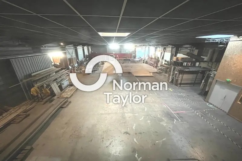 Local d'activités dans Lunel à vendre Photo intérieure– Image 1 sur 7