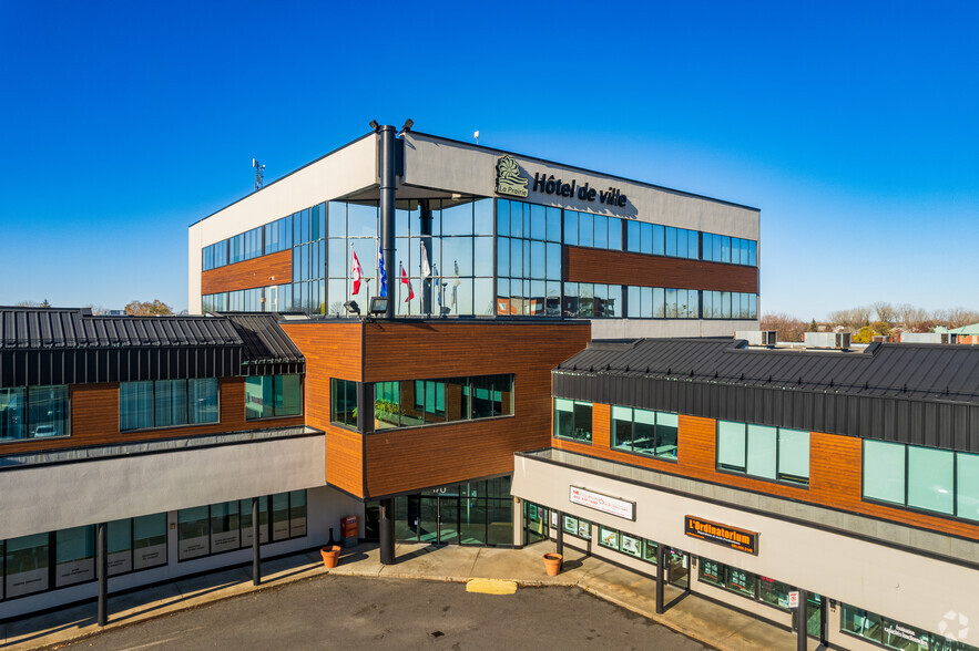 170 Boul Taschereau, La Prairie, QC à louer - Photo de l’immeuble – Image 3 sur 22