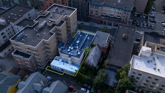 Plus de détails pour 309 College Ave, Ithaca, NY - Local d’activités à vendre