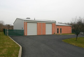 Plus de détails pour 3668 Crescent Ct E, Whitehall, PA - Industriel/Logistique à louer