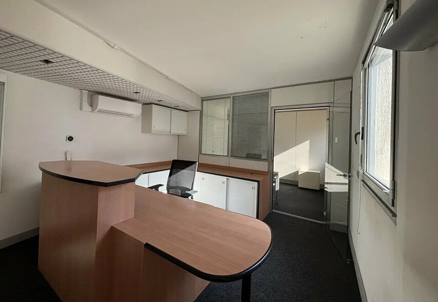 14 Rue Du Chapeau Rouge, Dijon à louer - Photo de l’immeuble – Image 2 sur 16