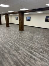 1 W Main St, Clinton, CT à louer Photo intérieure– Image 2 sur 8