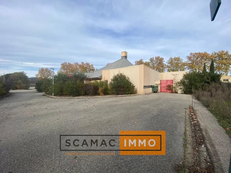 Local commercial dans Manosque à louer - Photo de l’immeuble – Image 1 sur 4