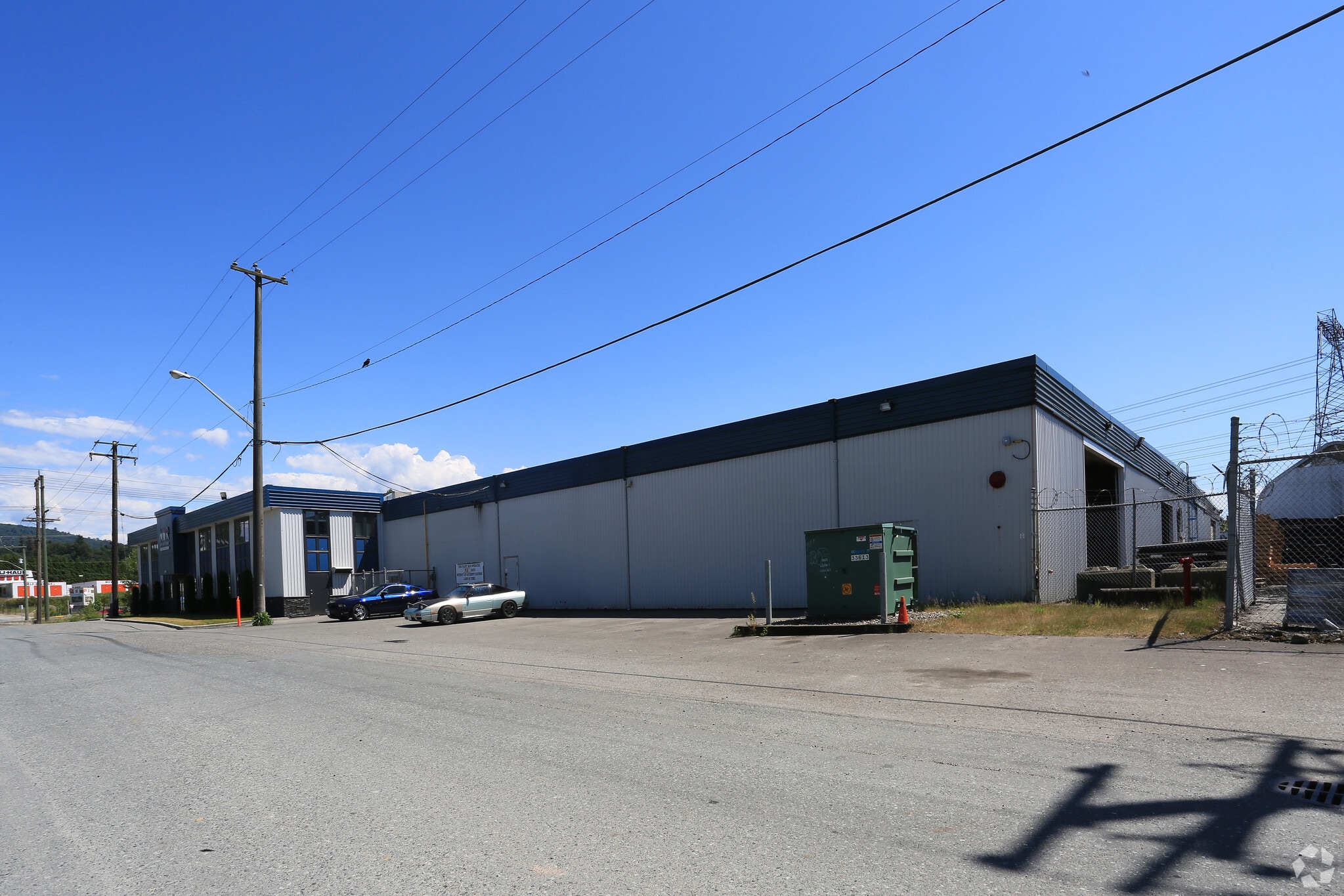 33850 Industrial Ave, Abbotsford, BC à vendre Photo principale– Image 1 sur 14