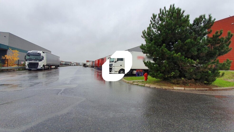 Industriel/Logistique dans Vémars à louer - Photo de l’immeuble – Image 3 sur 9