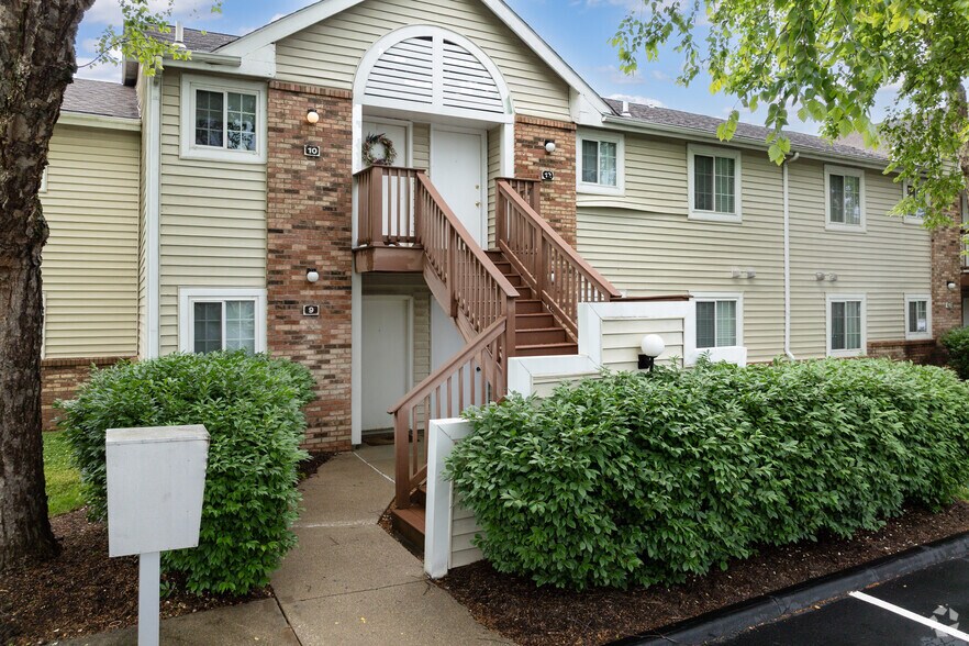 1 Park Terrace Ln, Fairview Heights, IL à vendre - Photo de l’immeuble – Image 3 sur 28