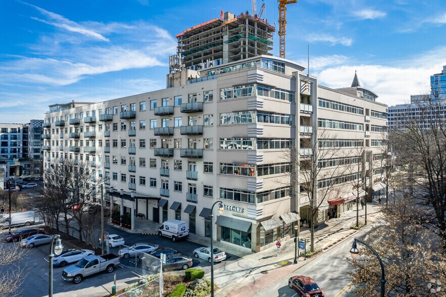 805 Peachtree St NE, Atlanta, GA à louer - Photo principale – Image 3 sur 3