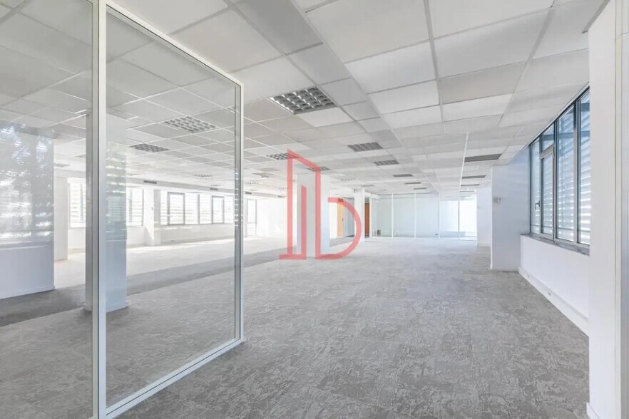 Bureau dans Mérignac à louer - Photo de l’immeuble – Image 1 sur 8