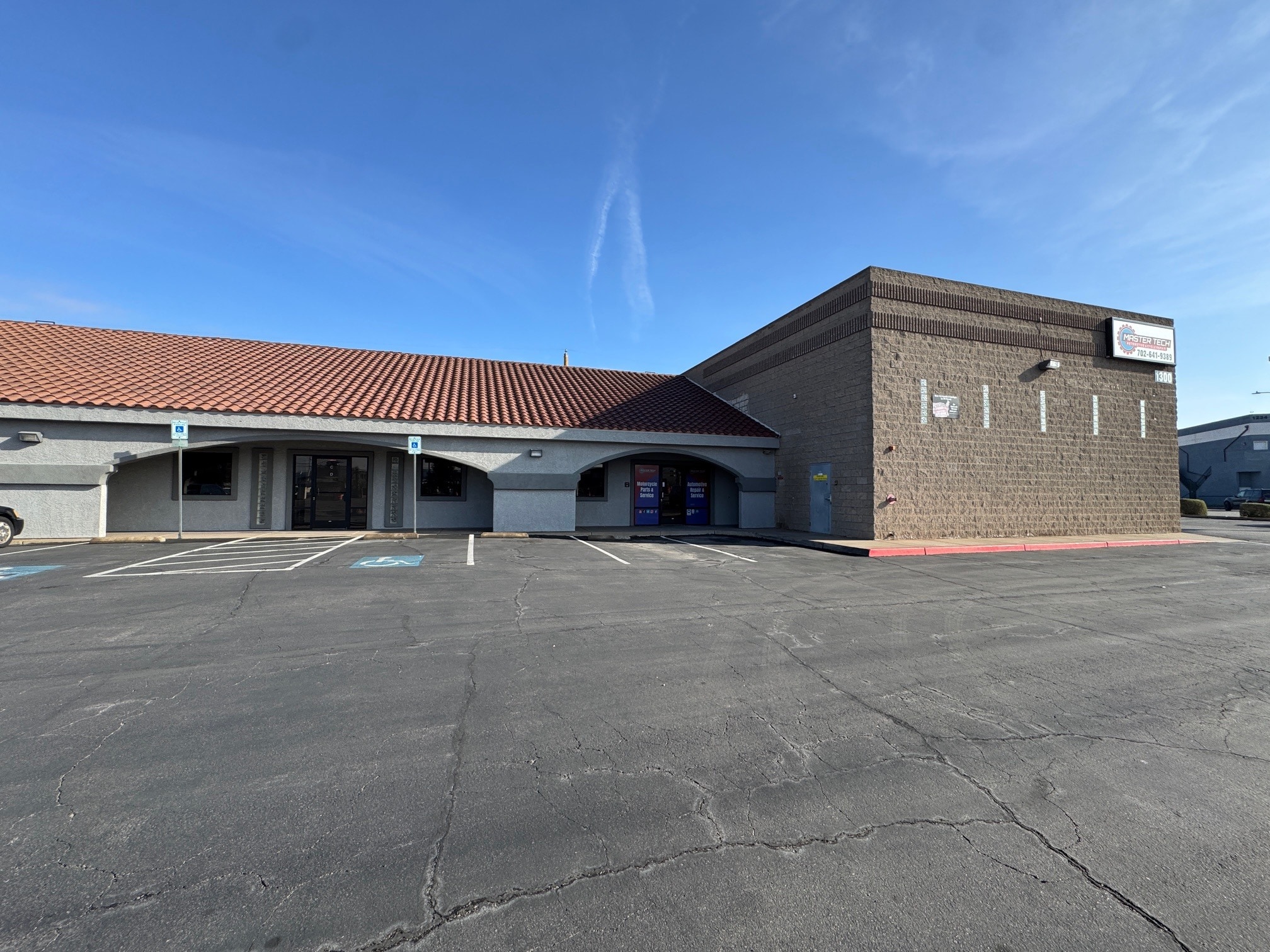 1300 N Boulder Hwy, Henderson, NV à louer Photo intérieure– Image 1 sur 10