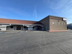 1300 N Boulder Hwy, Henderson, NV à louer Photo intérieure– Image 1 sur 10