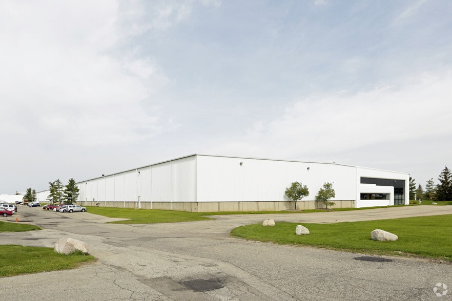 4440 44th St SE, Grand Rapids, MI à louer - Photo principale – Image 1 sur 8