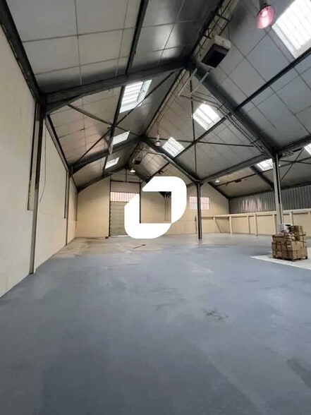 Local d’activités dans Aubervilliers à louer - Photo intérieure – Image 3 sur 9