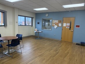 1999 Mount Read Blvd, Rochester, NY à louer Photo intérieure– Image 2 sur 15