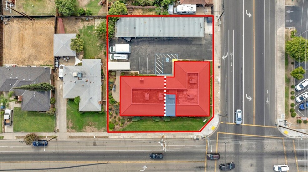 445 W Dakota Ave, Fresno, CA à louer - Photo de l’immeuble – Image 2 sur 18