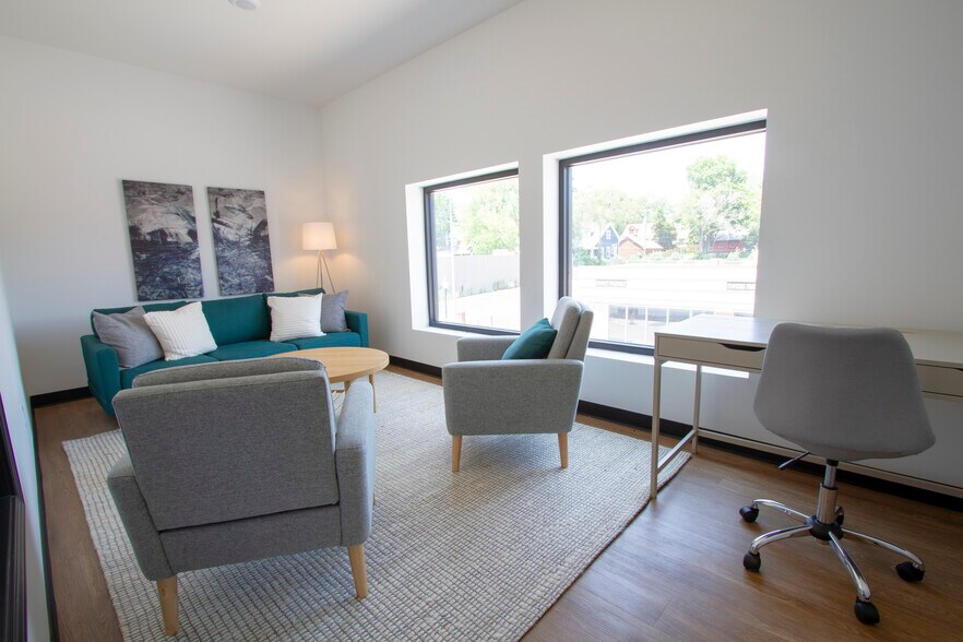 325 E 31st St, Kansas City, MO à vendre - Photo intérieure – Image 3 sur 25