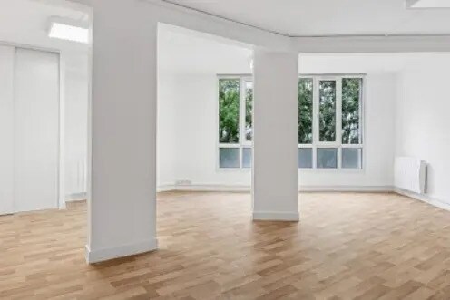 Bureau dans Paris à louer - Photo de l’immeuble – Image 2 sur 8