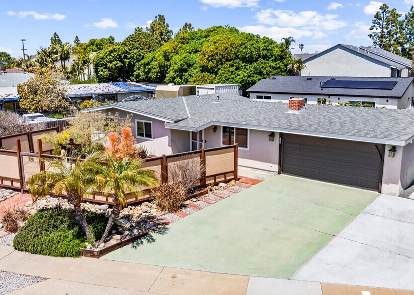 326 Hamilton St, Costa Mesa, CA à vendre - Photo de l’immeuble – Image 2 sur 8