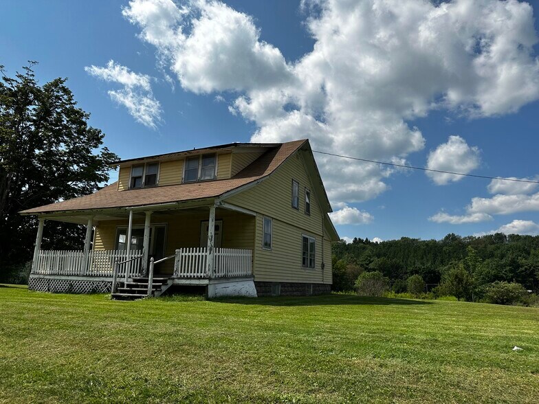 24 Main St, Stamford, NY à vendre - Photo de l’immeuble – Image 3 sur 16