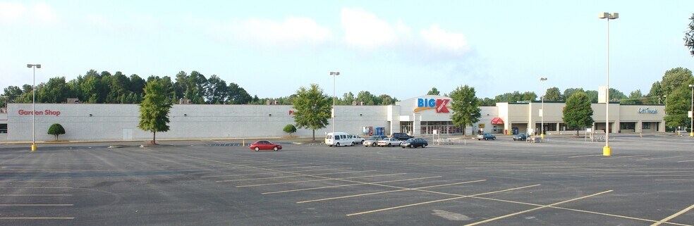 2209-2235 W DeKalb St, Camden, SC à louer - Photo de l’immeuble – Image 3 sur 5