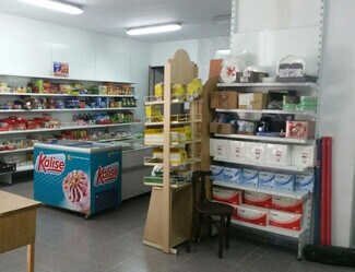 Plus de détails pour Local commercial à vendre