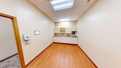 5800-6022 W Jefferson Blvd, Fort Wayne, IN à louer Photo intérieure– Image 2 sur 14