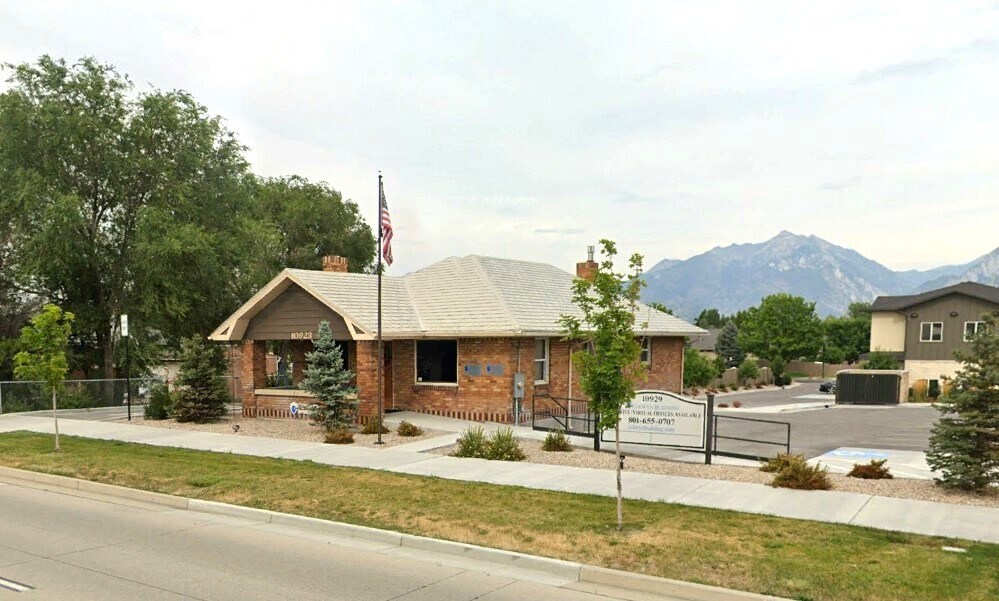 10923 S Redwood Rd, South Jordan, UT à vendre Photo principale– Image 1 sur 7
