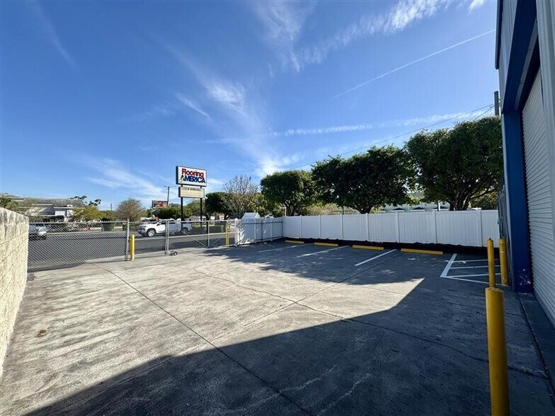 5508 N Nebraska Ave, Tampa, FL à vendre - Photo de l’immeuble – Image 3 sur 7