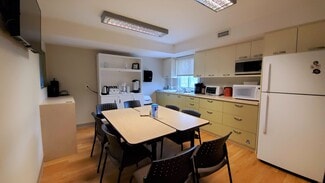 Plus de détails pour 3258 Grande Allée, Saint-hubert, QC - Bureau à louer